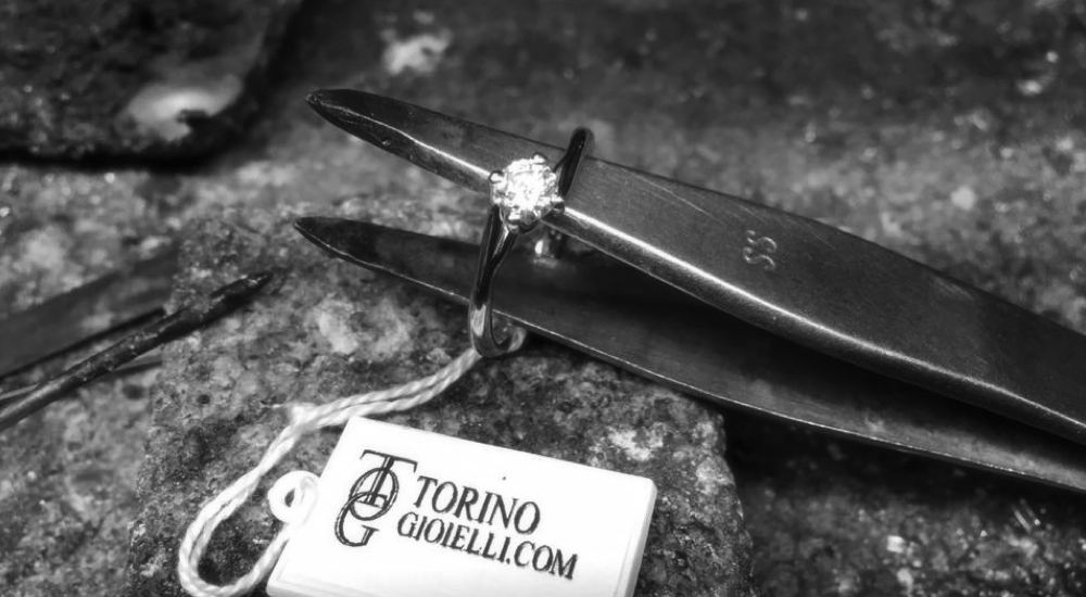 solitario anello