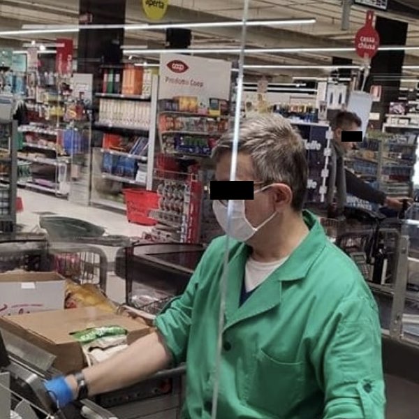 dipendenti dei supermercati eroi del coronavirus