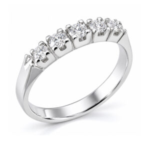 Fedina da 1.50ct con 5 diamanti da 0.30ct realizzata in oro bianco.