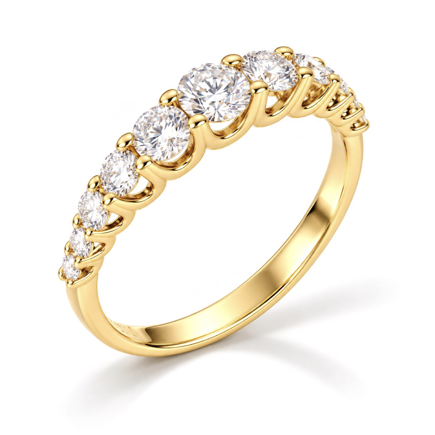 mezza veretta con diamanti a scalare realizzata in oro giallo realizzata da Torinogioielli.